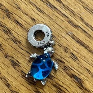 Murano Glass Sea Turtle Dangle Charm Sterling Silver Condition: Very Good